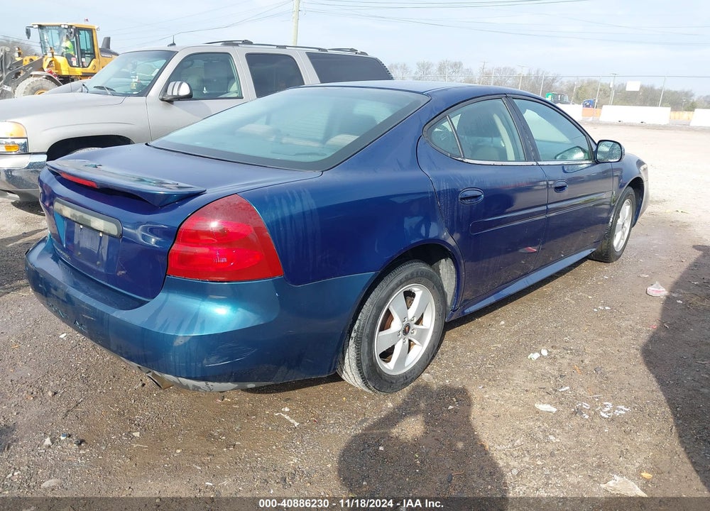 2006 PONTIAC GRAND PRIX VIN: 2G2WP552761110817