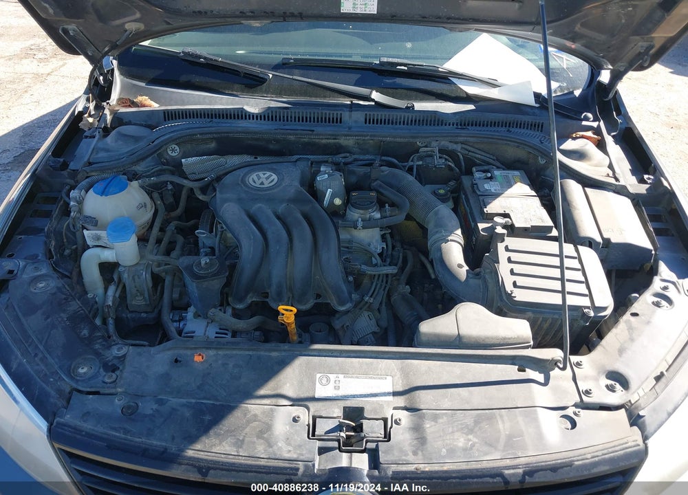 2011 VOLKSWAGEN JETTA VIN: 3VW2K7AJ4BM068799