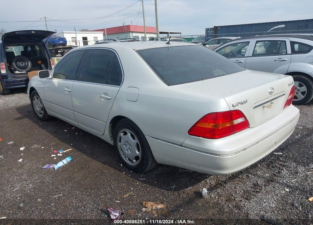 2001 LEXUS LS 430 VIN: JTHBN30F110006860