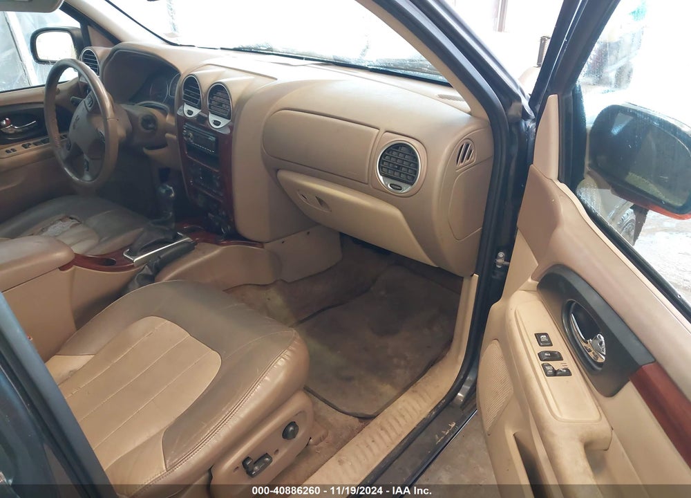 2004 GMC ENVOY SLT VIN: 1GKDT13S742239314