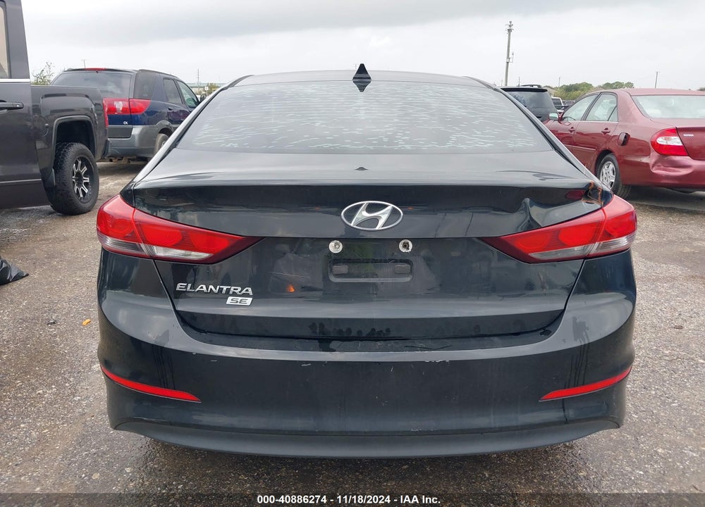2017 HYUNDAI ELANTRA SE VIN: 5NPD74LF3HH136481