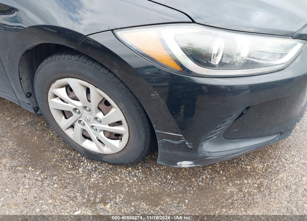2017 HYUNDAI ELANTRA SE VIN: 5NPD74LF3HH136481