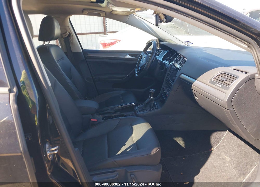 2020 VOLKSWAGEN GOLF 1.4T TSI VIN: 3VWW57AU2LM011893
