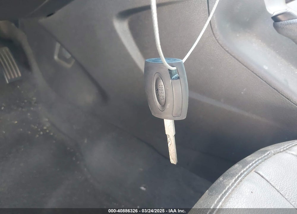 2013 FORD FOCUS VIN: 1FADP3F2XDL264103