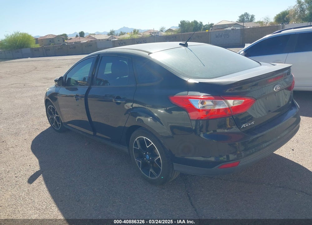 2013 FORD FOCUS VIN: 1FADP3F2XDL264103