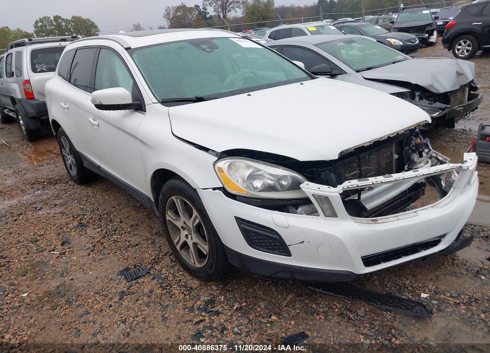 2013 VOLVO XC60 T6 VIN: YV4902DZ5D2394128