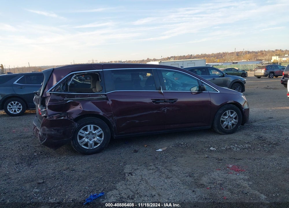 2011 HONDA ODYSSEY LX VIN: 5FNRL5H29BB057979