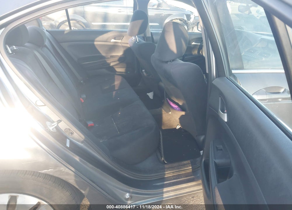 2012 HONDA ACCORD 2.4 LX VIN: 1HGCP2F35CA157223