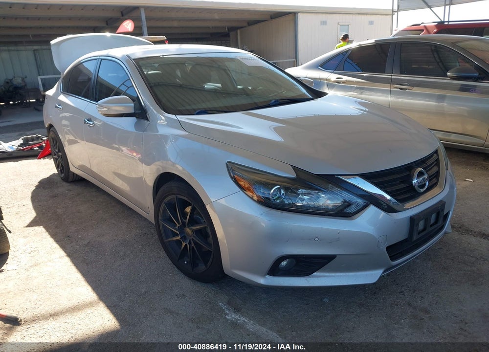 2017 NISSAN ALTIMA 3.5 SL VIN: 1N4BL3AP8HC228342