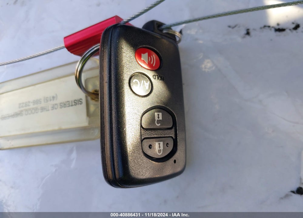 2013 TOYOTA PRIUS VIN: JTDKN3DU4D5618360
