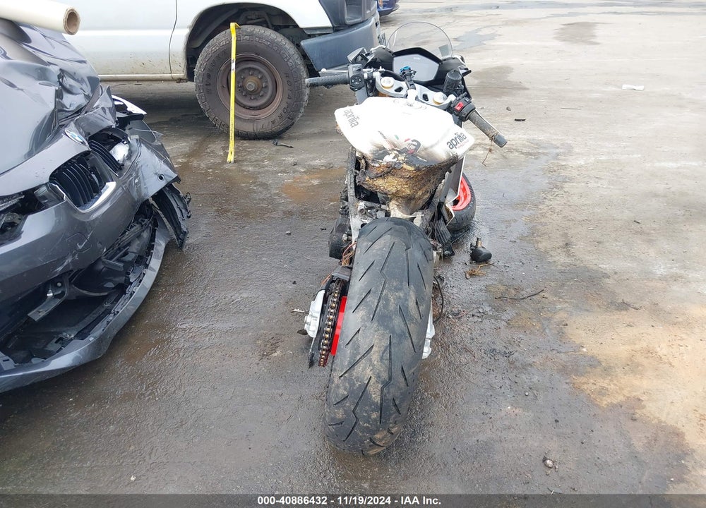 2024 APRILIA RS 660 EXTREMA VIN: ZD4KSUR04RS000747