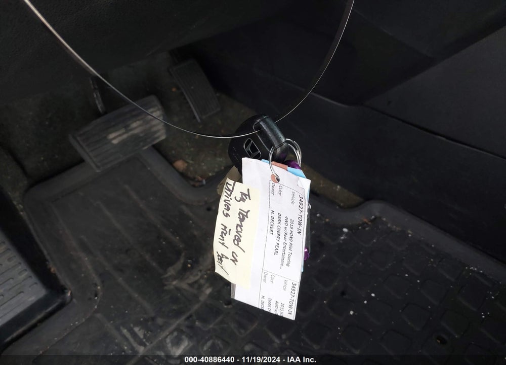 2015 HONDA PILOT TOURING VIN: 5FNYF4H96FB043702