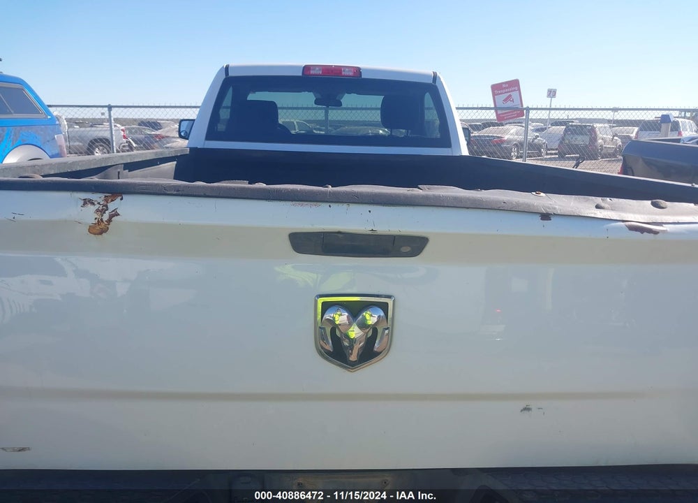 2017 RAM 1500 TRADESMAN 4X2 8' BOX VIN: 3C6JR6DTXHG613503