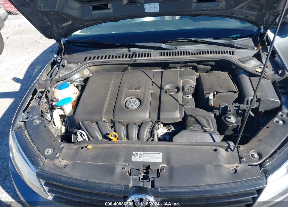 2011 VOLKSWAGEN JETTA VIN: 3VWDZ7AJ0BM311240