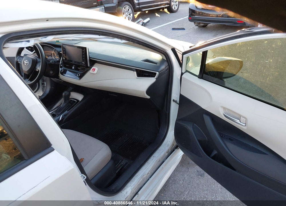 2021 TOYOTA COROLLA LE VIN: JTDEPMAE8MJ133480