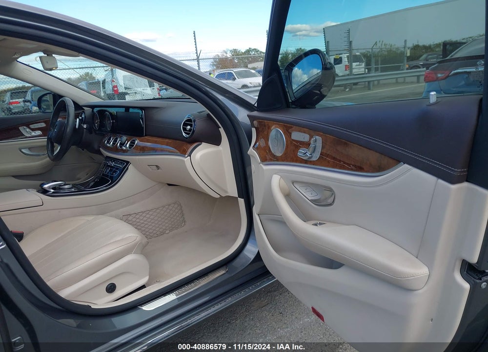 2017 MERCEDES-BENZ E 300 4MATIC VIN: WDDZF4KB9HA198035