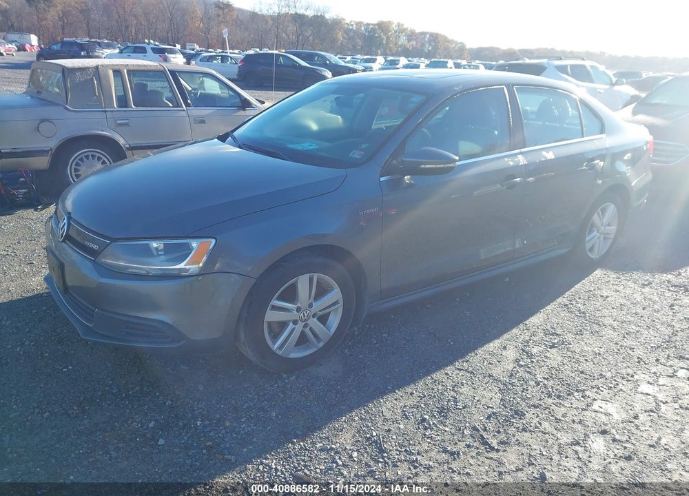 2013 VOLKSWAGEN JETTA HYBRID SEL VIN: 3VW637AJ8DM263936