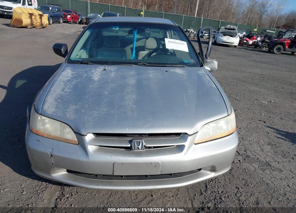 2001 HONDA ACCORD VALUE PACKAGE VIN: 1HGCF86671A029935