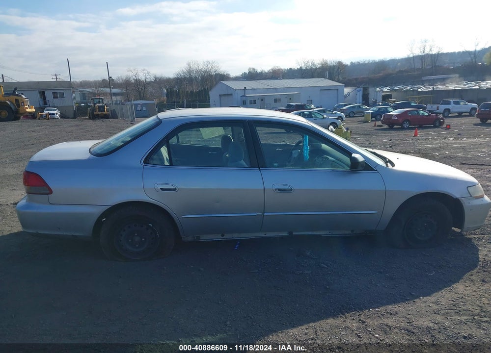 2001 HONDA ACCORD VALUE PACKAGE VIN: 1HGCF86671A029935