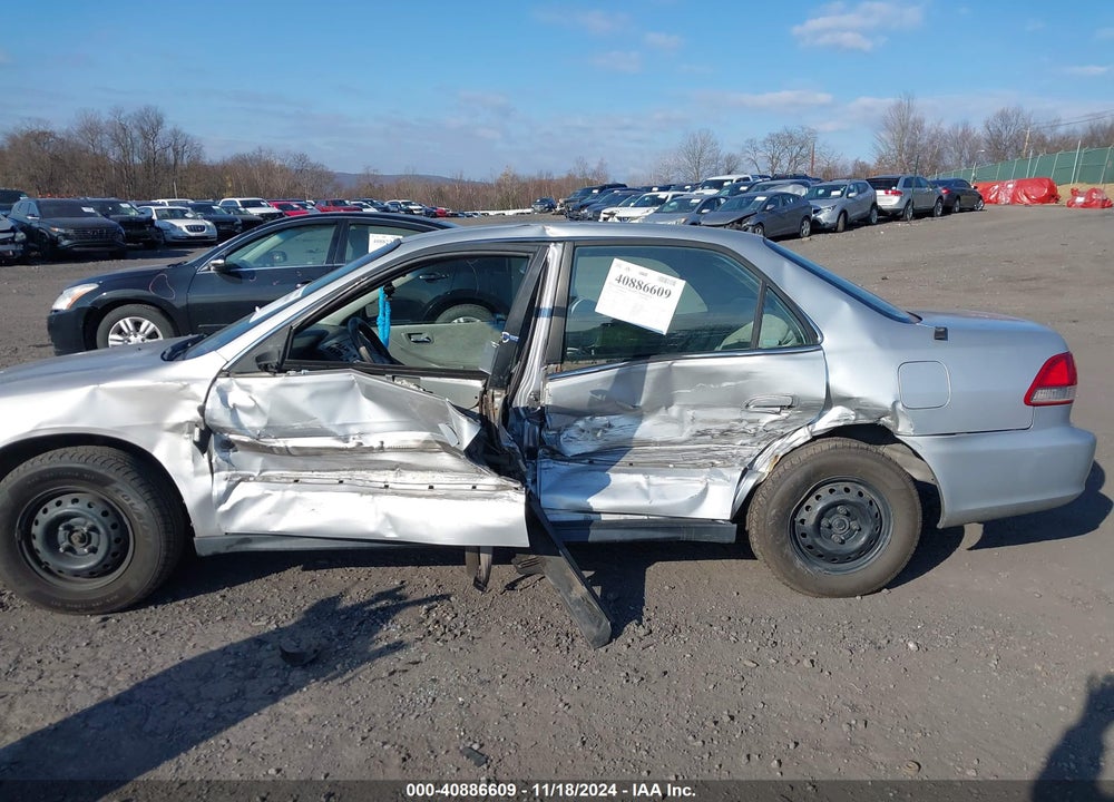 2001 HONDA ACCORD VALUE PACKAGE VIN: 1HGCF86671A029935