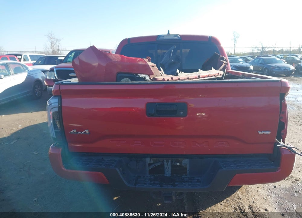 2018 TOYOTA TACOMA SR V6 VIN: 5TFCZ5ANXJX139300