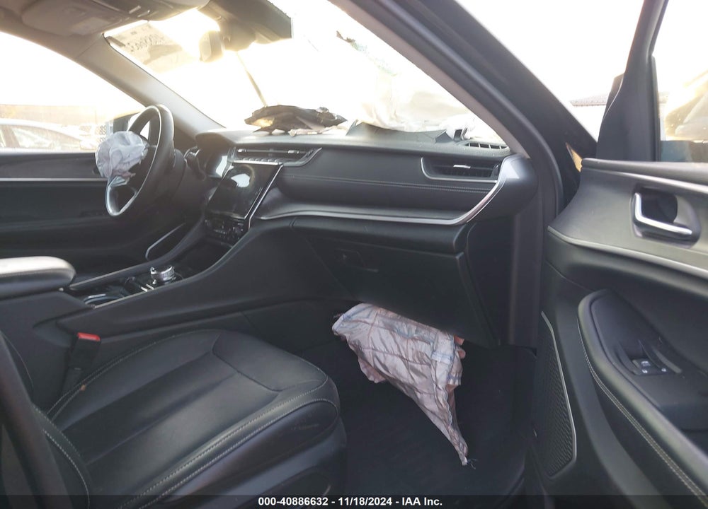 2022 JEEP GRAND CHEROKEE L LIMITED 4X4 VIN: 1C4RJKBG3N8513066