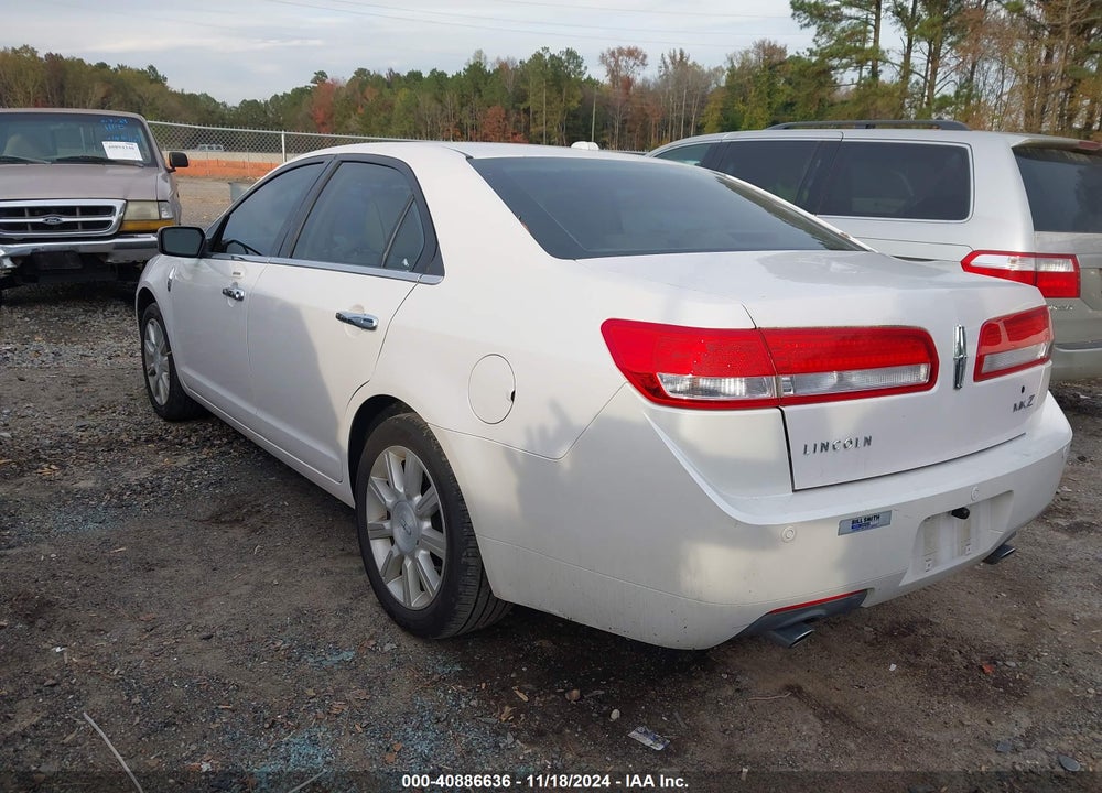 2010 LINCOLN MKZ VIN: 3LNHL2GC5AR658206