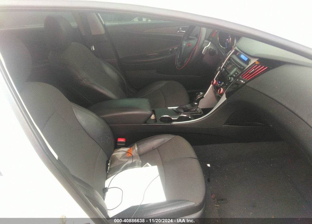 2011 HYUNDAI SONATA VIN: 5NPEC4AC7BH155910