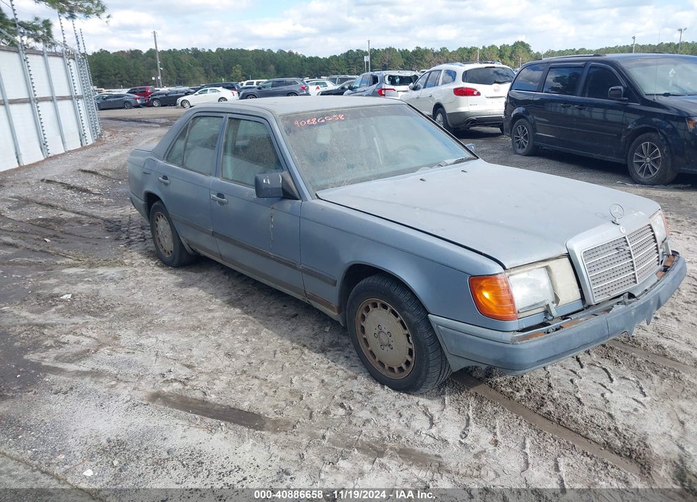 1986 MERCEDES-BENZ 300 E VIN: WDBEA30D2GA216166