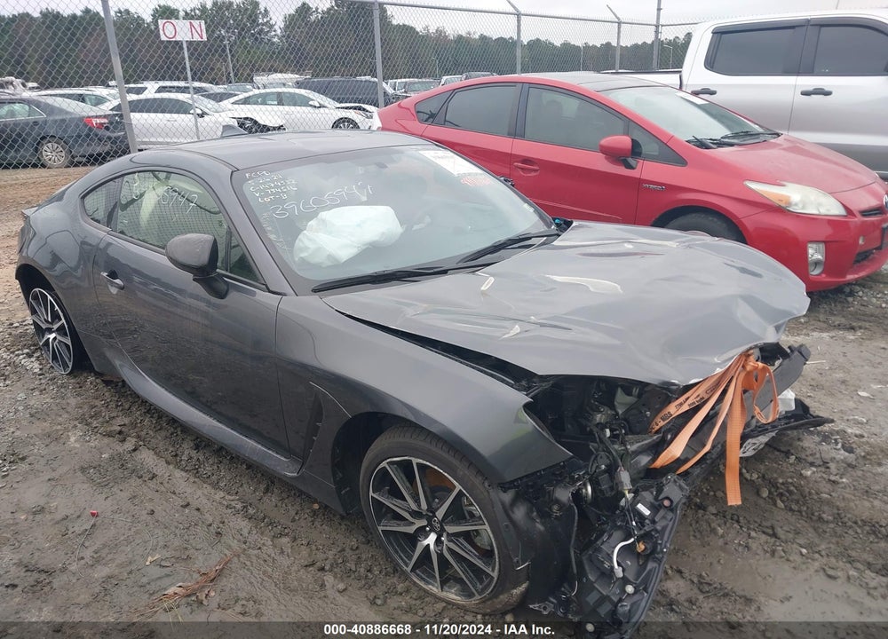 2024 TOYOTA GR86 BASE (M6) VIN: JF1ZNBB1XR9754516