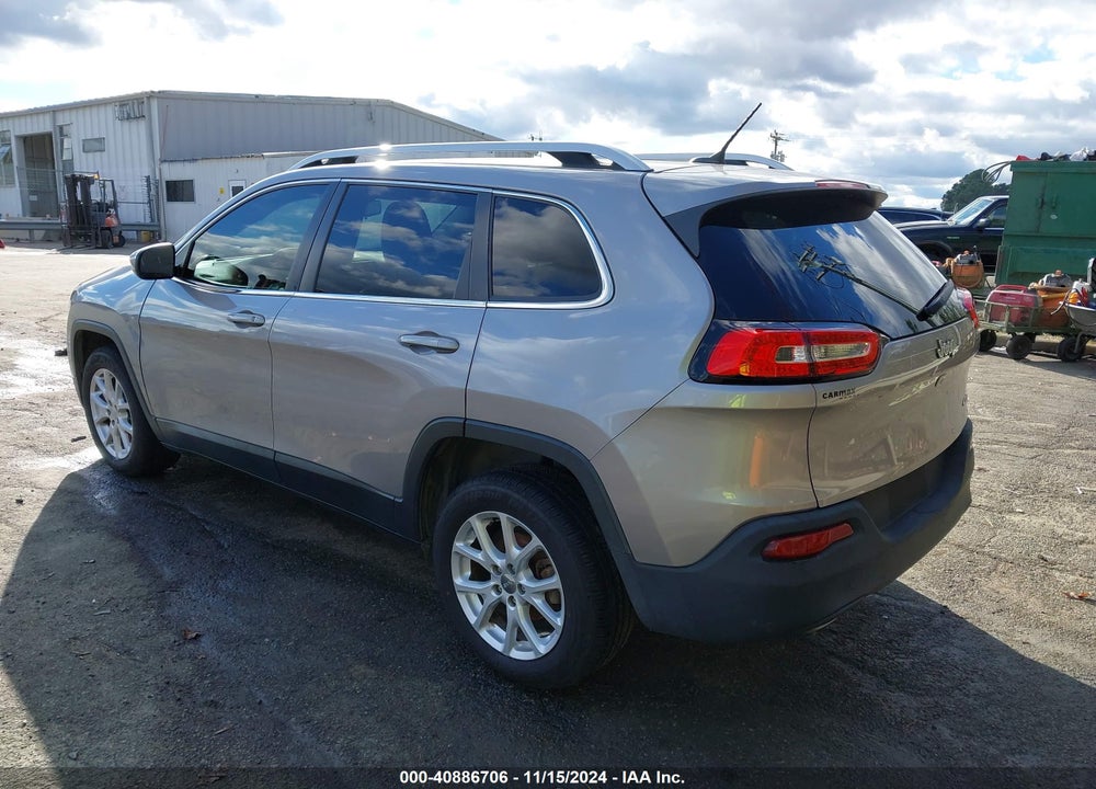 2018 JEEP CHEROKEE LATITUDE FWD VIN: 1C4PJLCBXJD590535