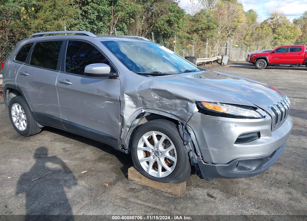 2018 JEEP CHEROKEE LATITUDE FWD VIN: 1C4PJLCBXJD590535