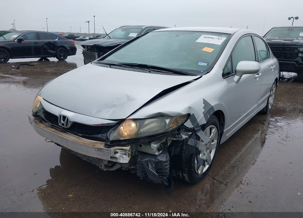 2010 HONDA CIVIC LX VIN: 19XFA1F56AE075908
