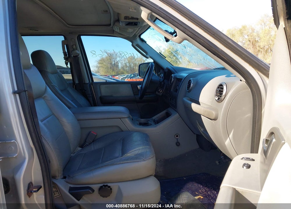 2004 FORD EXPEDITION NBX/XLT VIN: 1FMFU16LX4LA36946
