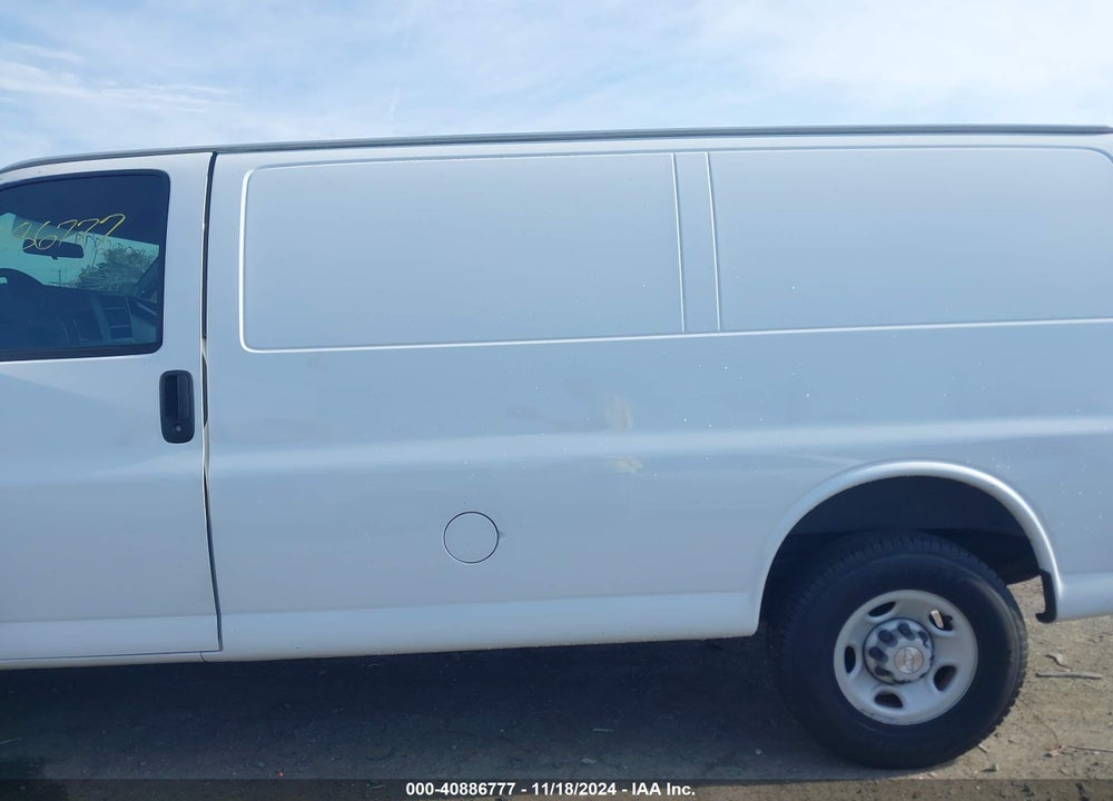 2009 CHEVROLET EXPRESS 2500 WORK VAN VIN: 1GCGG25C791101729