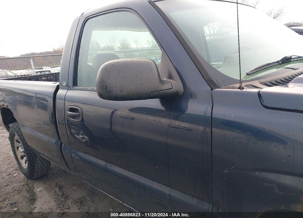 2005 CHEVROLET SILVERADO 1500 WORK TRUCK VIN: 1GCEK14V85E210786