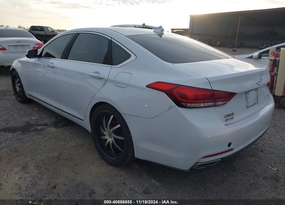 2015 HYUNDAI GENESIS 3.8 VIN: KMHGN4JE4FU044310