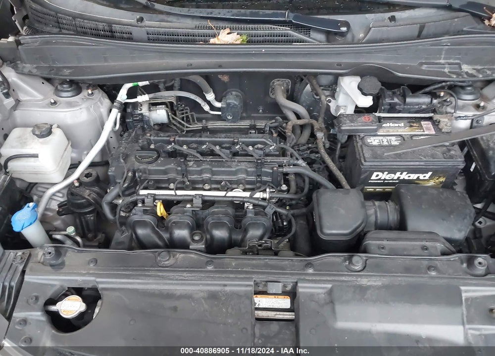 2012 HYUNDAI TUCSON GL VIN: KM8JT3AB9CU460151