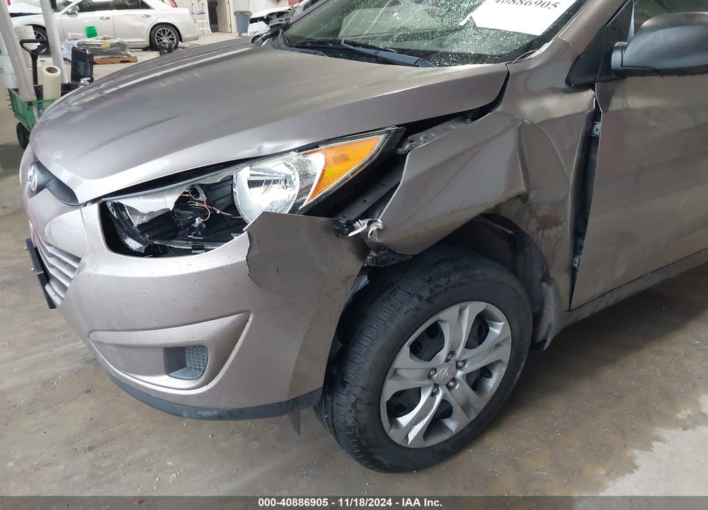 2012 HYUNDAI TUCSON GL VIN: KM8JT3AB9CU460151