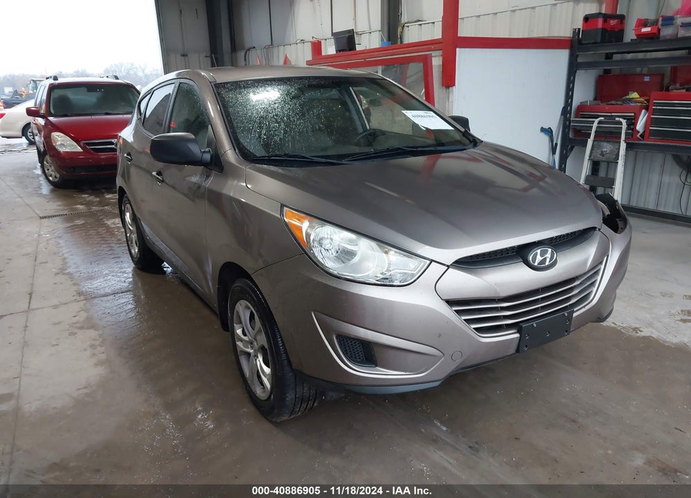 2012 HYUNDAI TUCSON GL VIN: KM8JT3AB9CU460151