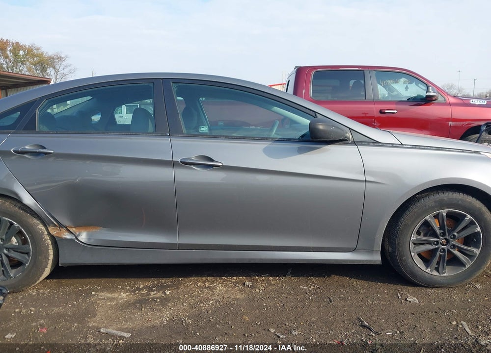 2014 HYUNDAI SONATA GLS VIN: 5NPEB4AC5EH878937