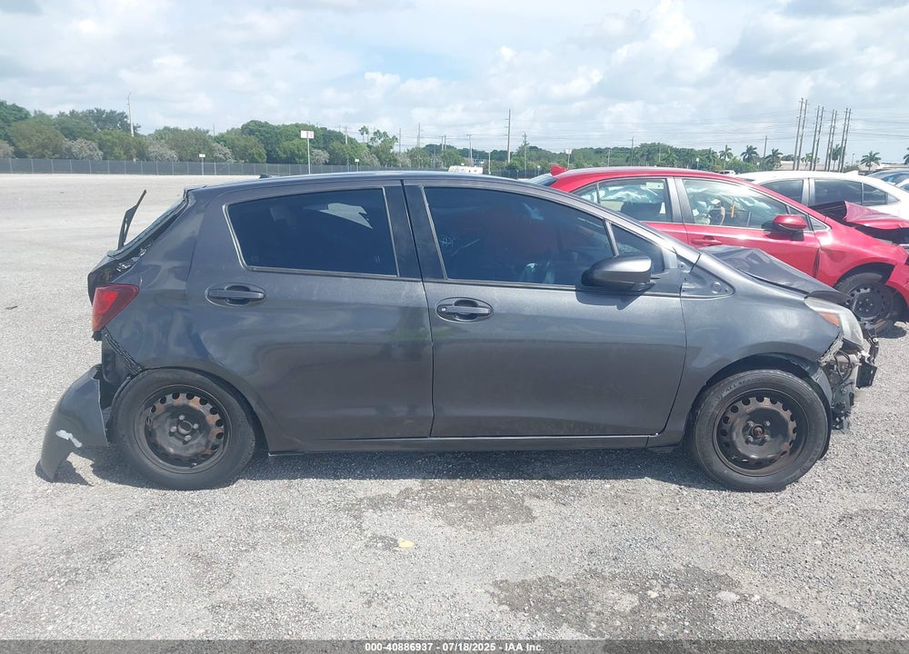 2017 TOYOTA YARIS VIN: VNKKTUD37HA080440