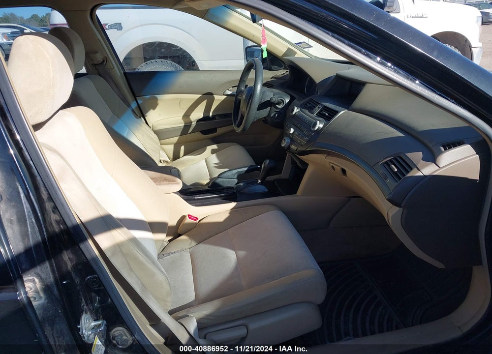 2009 HONDA ACCORD 2.4 LX-P VIN: 1HGCP26449A106023
