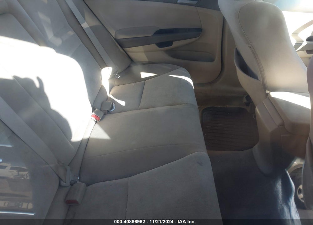 2009 HONDA ACCORD 2.4 LX-P VIN: 1HGCP26449A106023