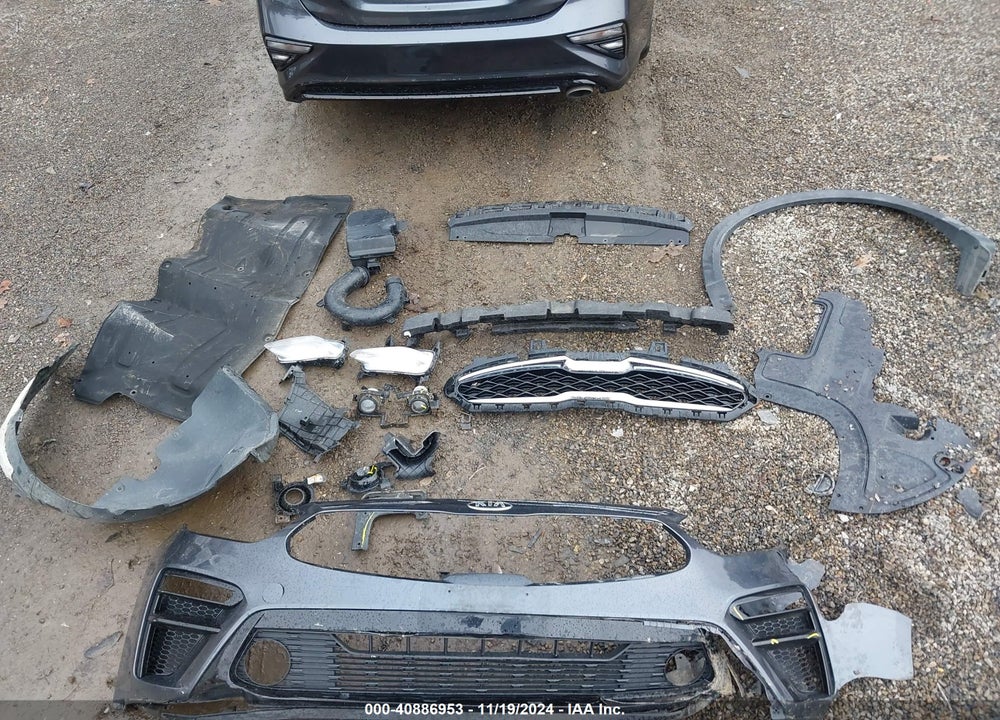 2019 KIA FORTE S VIN: 3KPF34AD0KE133085