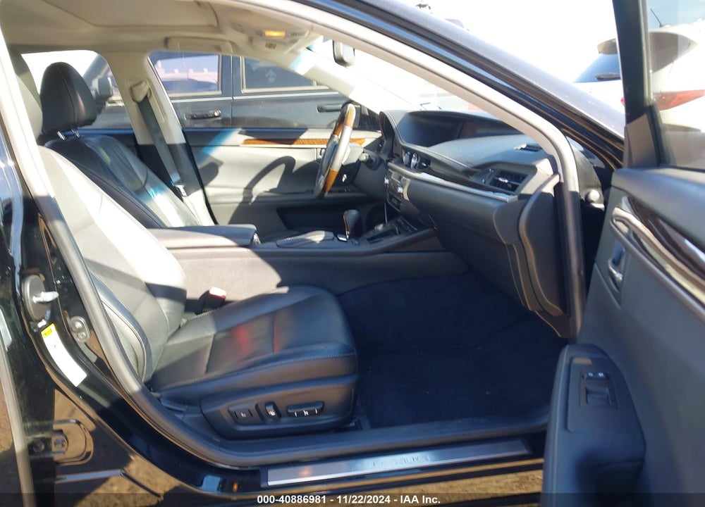 2013 LEXUS ES 350 VIN: JTHBK1GG5D2070002