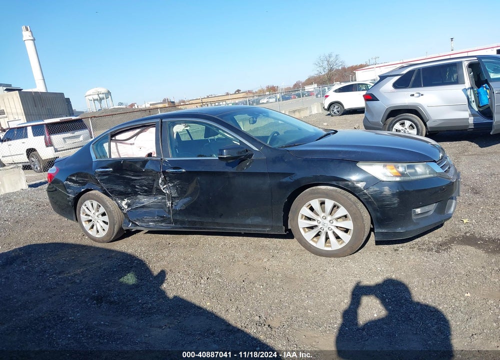 2015 HONDA ACCORD EX-L VIN: 1HGCR2F88FA008797