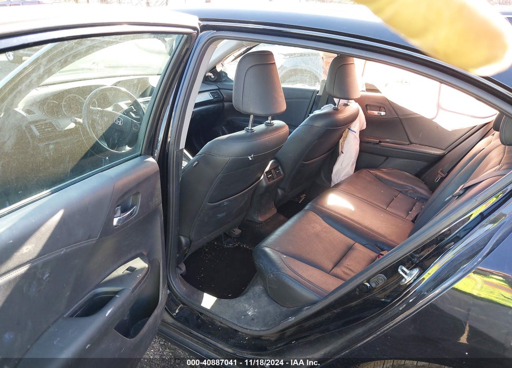 2015 HONDA ACCORD EX-L VIN: 1HGCR2F88FA008797