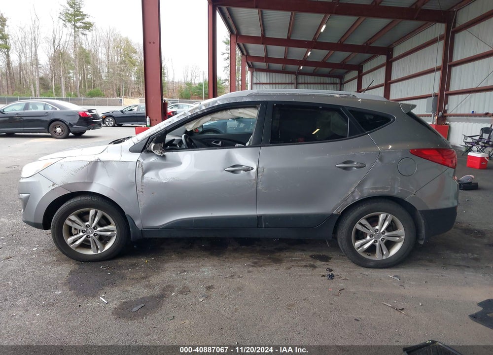 2013 HYUNDAI TUCSON GLS VIN: KM8JUCAC3DU558776