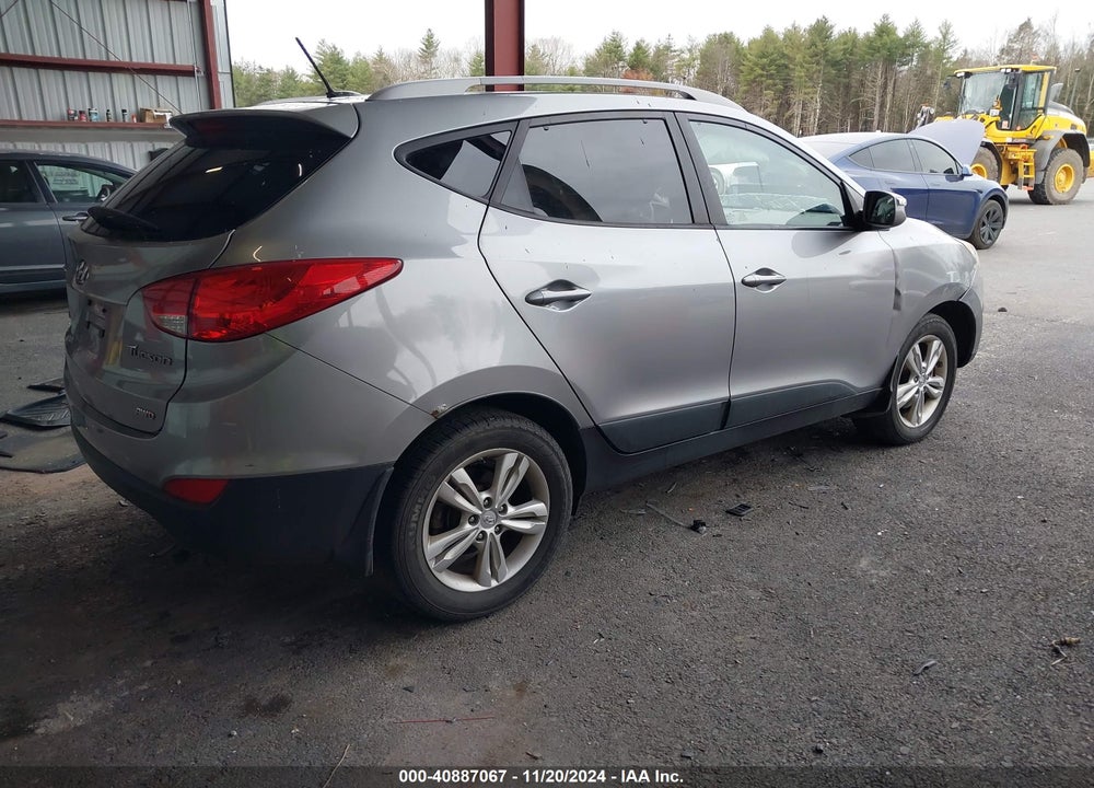 2013 HYUNDAI TUCSON GLS VIN: KM8JUCAC3DU558776